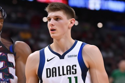 曾经NBA的年轻门面是东契奇塔图姆，现在25岁以下的头牌都有谁？
